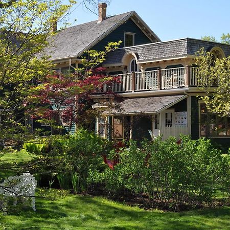 Holman'S Heritage Suites 서머사이드 외부 사진