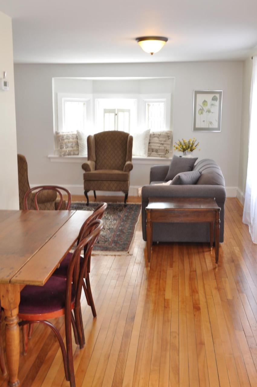 Holman'S Heritage Suites 서머사이드 외부 사진