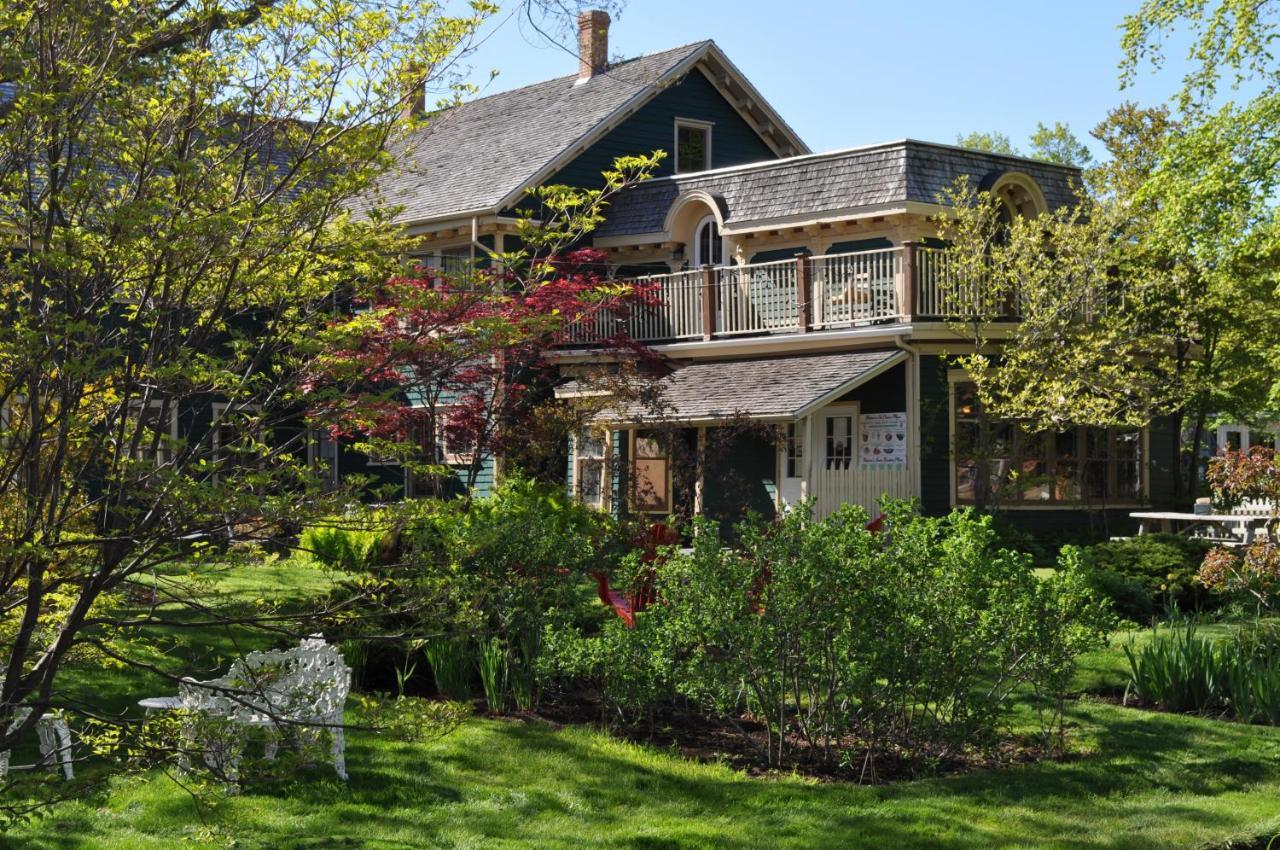 Holman'S Heritage Suites 서머사이드 외부 사진